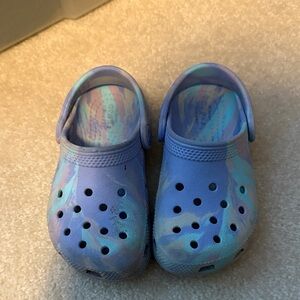 CROCS Kids Water Shoes in Blue and Purple